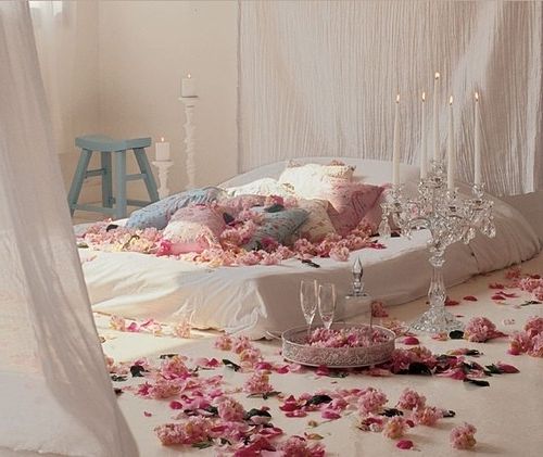 Романтический интерьер спальни: декорируем спальню в романтическом стиле